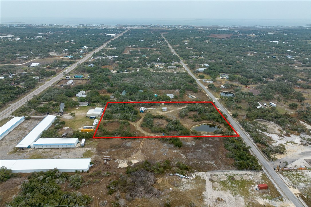 1272 Mack Rockport TX 78336