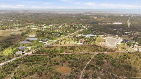 61 W Wildwood Drive Rockport TX 78382