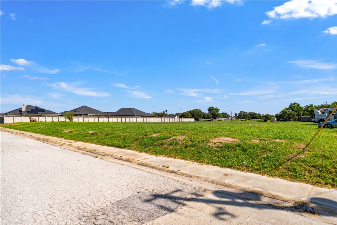 314 Oakdale Drive Corpus Christi TX 78418