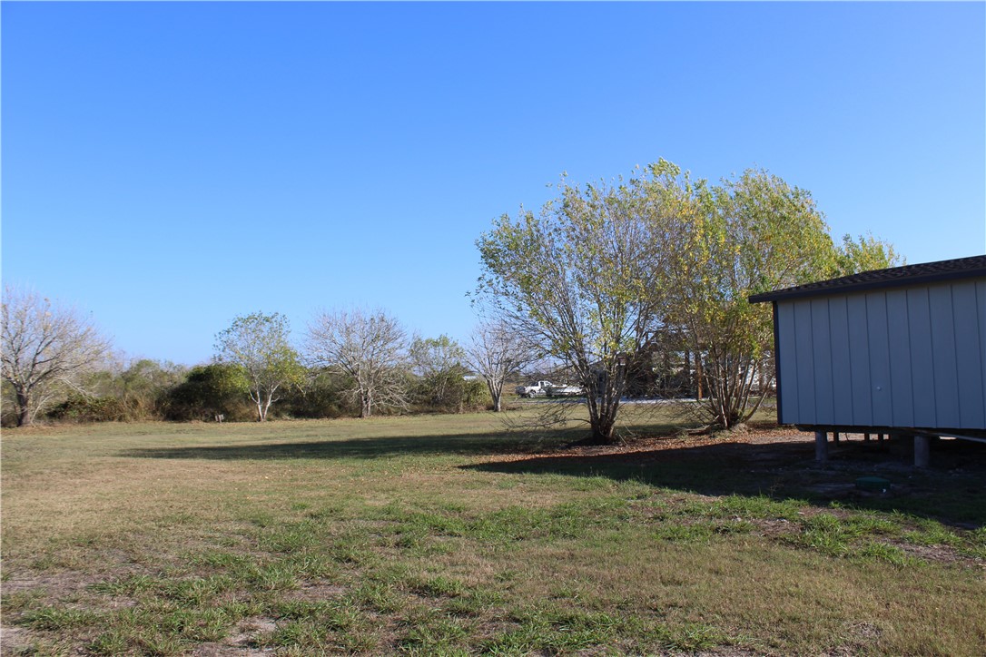 182 - 183 W Post Oak Lane Rockport TX 78382
