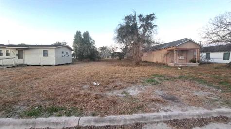 624 W Johnston Avenue Kingsville TX 78363
