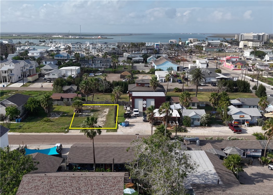 124 West Brundrett Port Aransas TX 78373