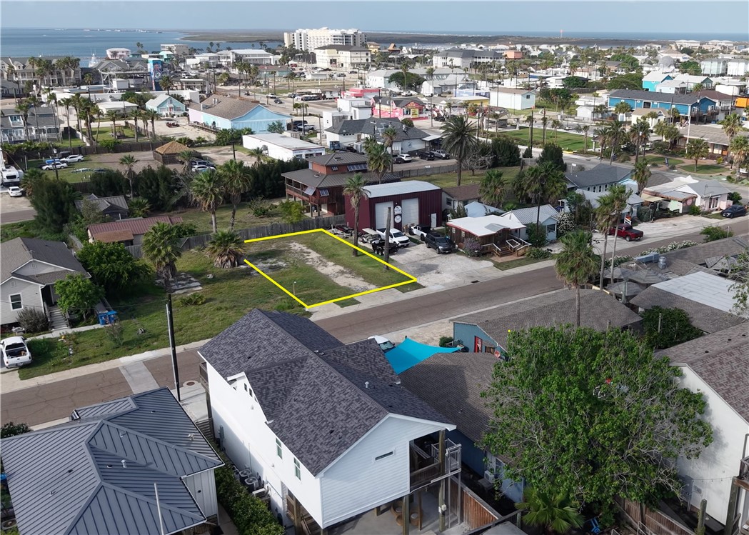 124 West Brundrett Port Aransas TX 78373