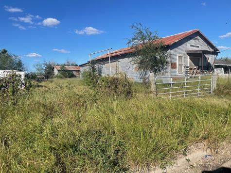 112 W Draper Street Hebbronville TX 78361