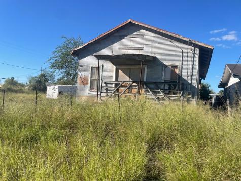 112 W Draper Street Hebbronville TX 78361