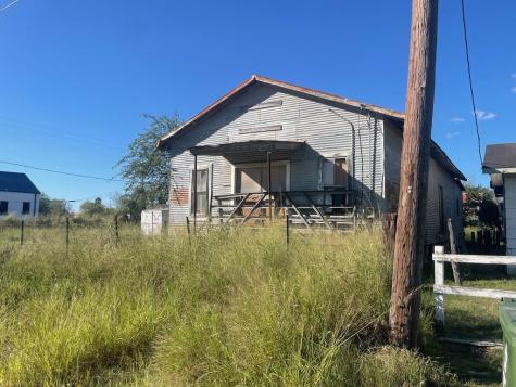 112 W Draper Street Hebbronville TX 78361