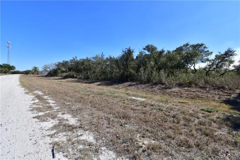 241-242 Post Oak Lane Rockport TX 78382