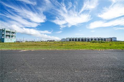 126 Mustang Island Estates Drive Drive Port Aransas TX 78373