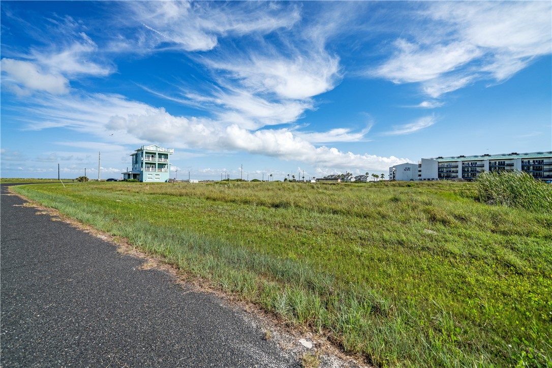 126 Mustang Island Estates Drive Drive Port Aransas TX 78373
