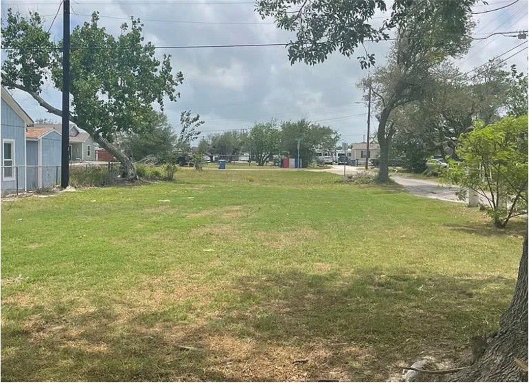 101 101 E Cornwall Street Rockport TX 78381