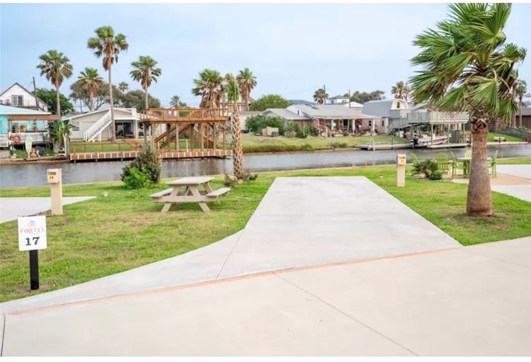 101 Caribbean Drive 17 Corpus Christi TX 78418