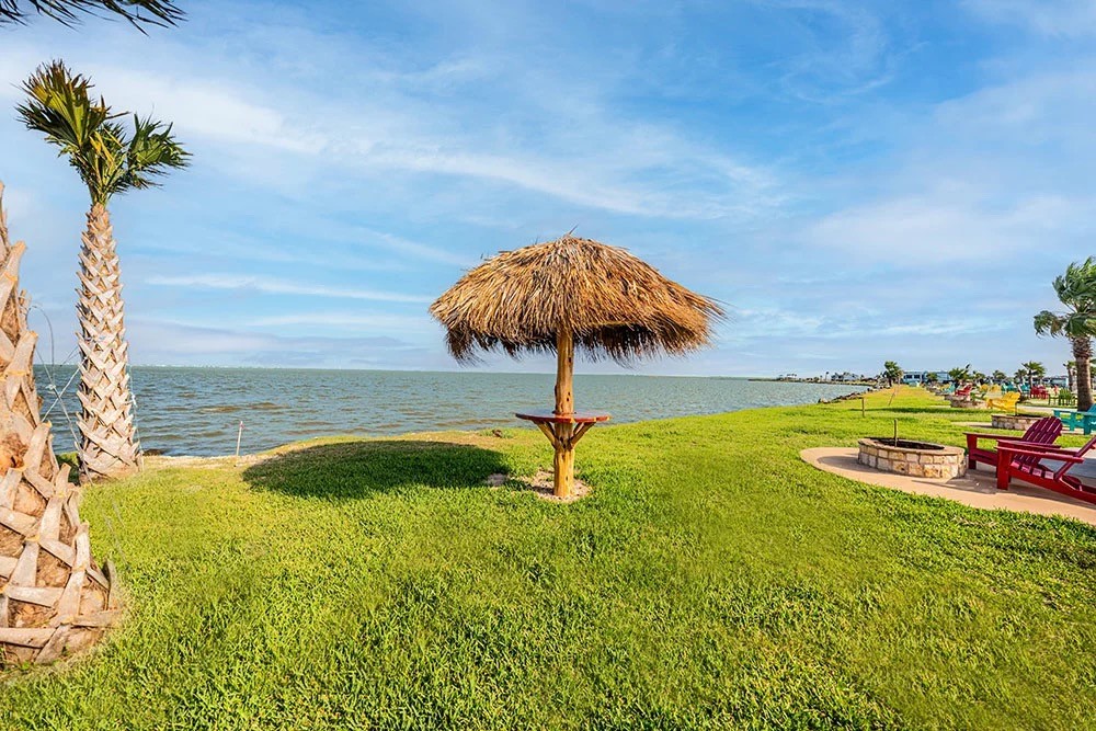 101 Caribbean Drive 17 Corpus Christi TX 78418