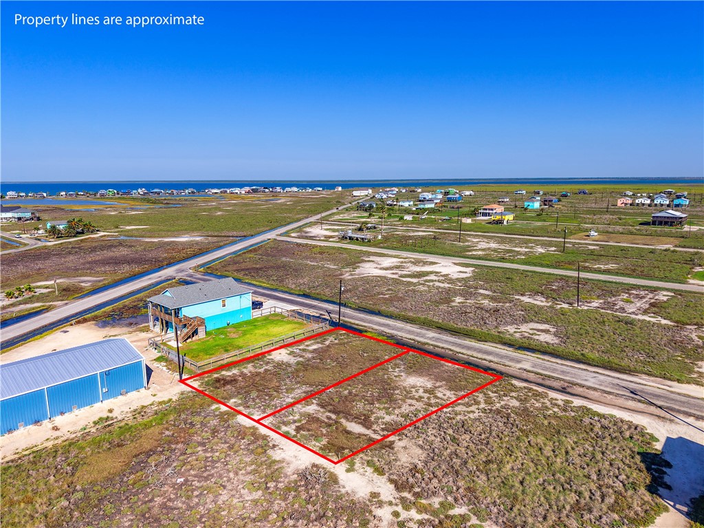 609 & 610 W Shady Oak Rockport TX 78382