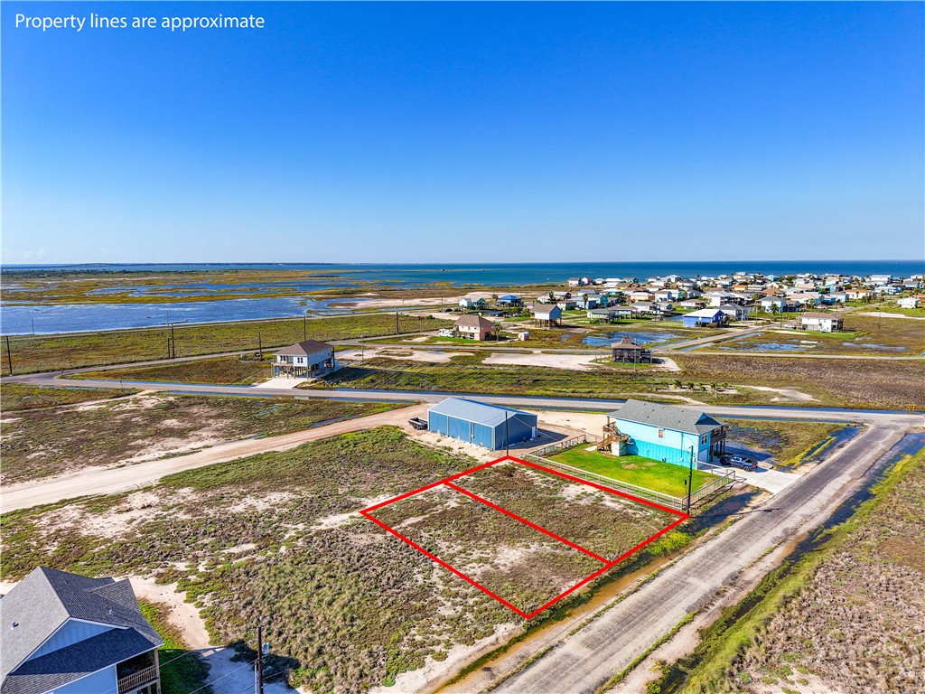 609 & 610 W Shady Oak Rockport TX 78382