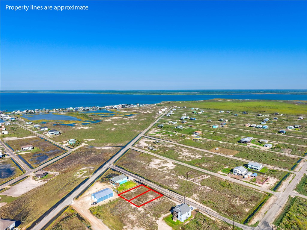 609 & 610 W Shady Oak Rockport TX 78382