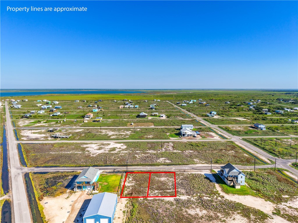 609 & 610 W Shady Oak Rockport TX 78382