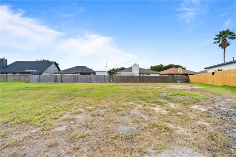6810 Crosswind Drive Corpus Christi TX 78414