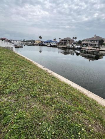 110 Bay Court Aransas Pass TX 78336