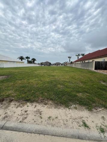 110 Bay Court Aransas Pass TX 78336