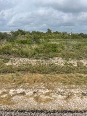 223 W Rustic Oak Lane Rockport TX 78382