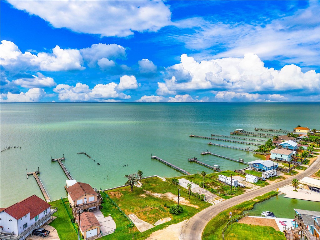 604 Copano Cove Rockport TX 78382
