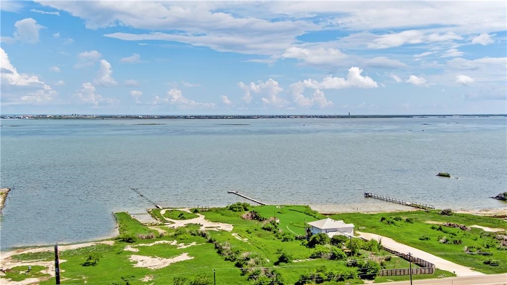 2229 Laguna Shores Drive Corpus Christi TX 78418