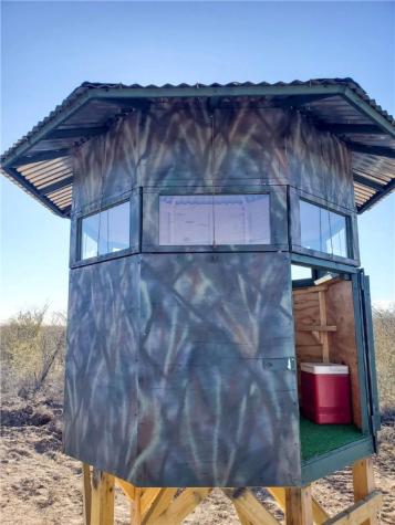 449 Double Eagle Road George West TX 78022