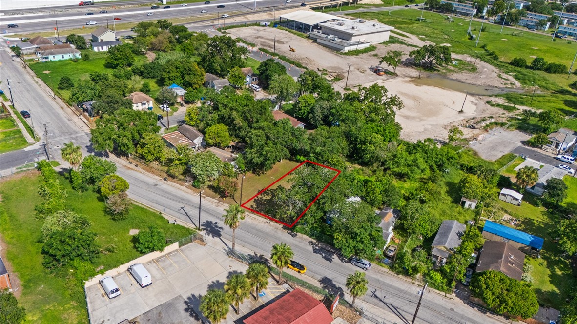 1905 Comanche Street Corpus Christi TX 78408