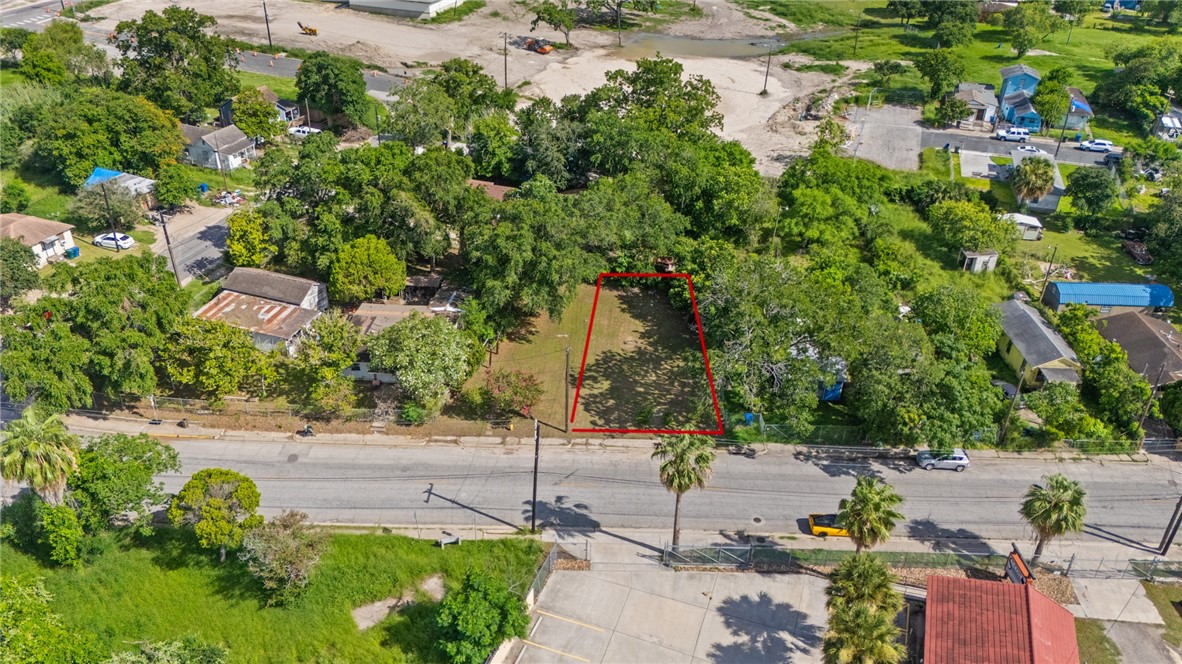 1905 Comanche Street Corpus Christi TX 78408