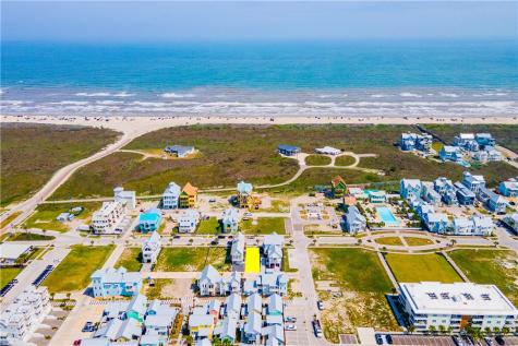 525 Sunrise Avenue Port Aransas TX 78373