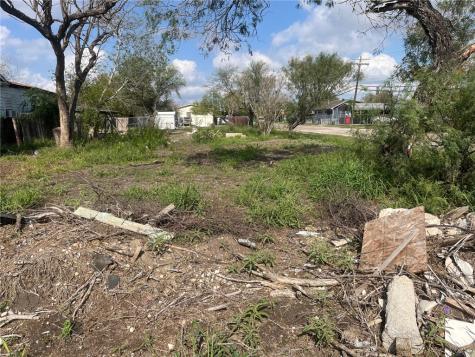 1201 Dakota Street Robstown TX 78380