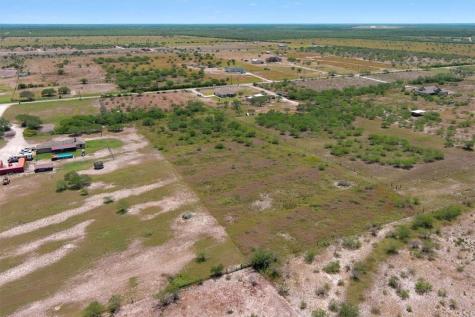 253 County Road 222 Orange Grove TX 78372
