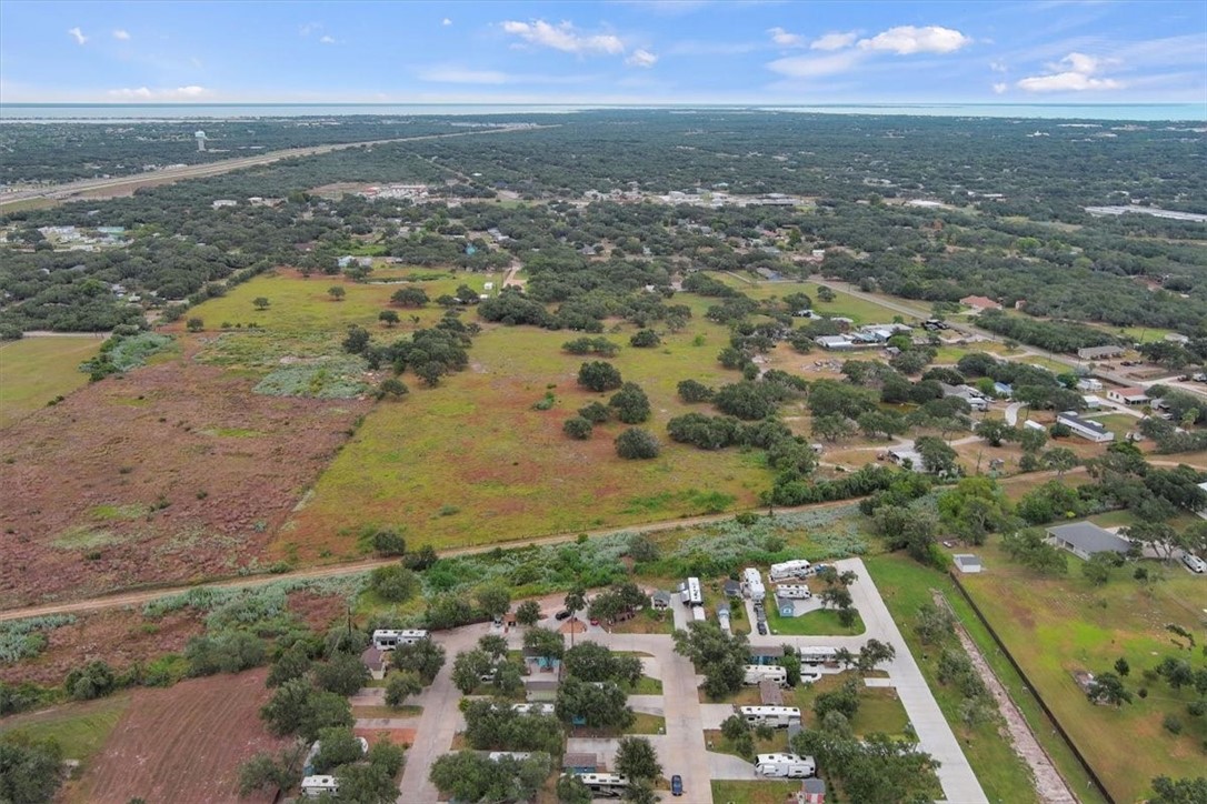 1402 W Corpus Christi Street 33 Rockport TX 78382