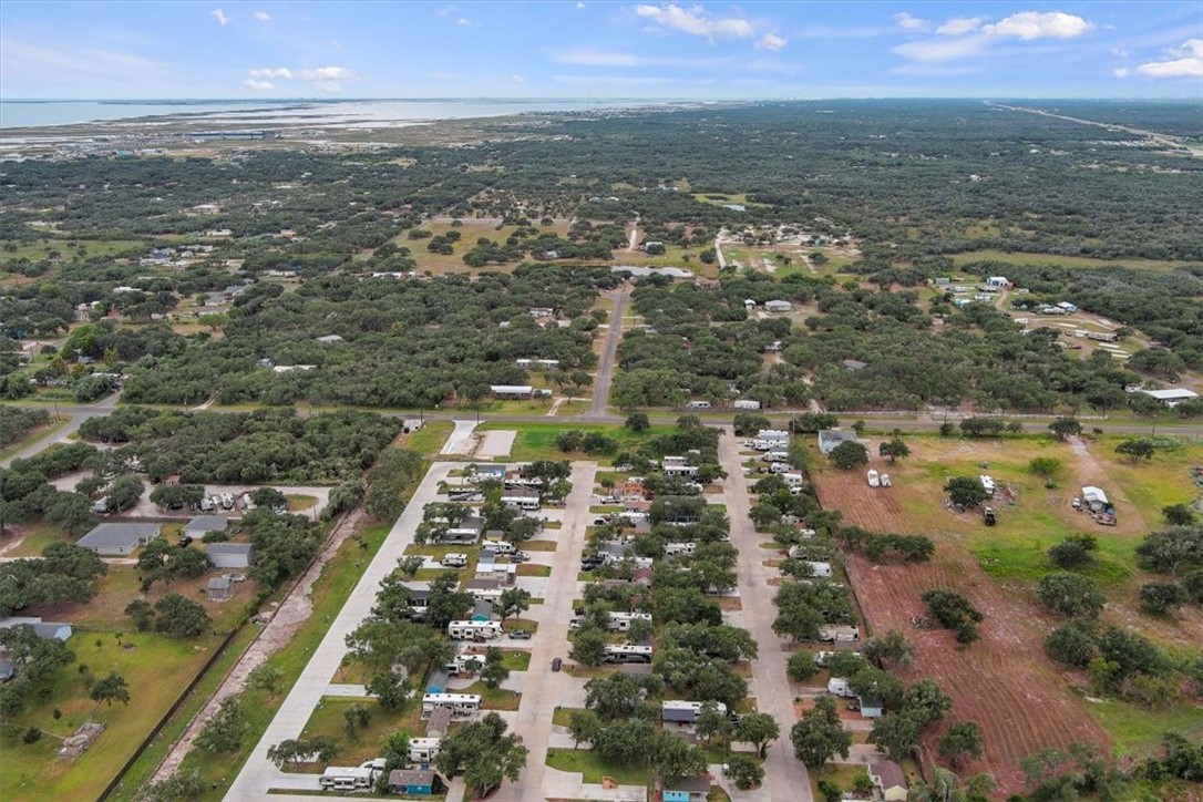1402 W Corpus Christi Street 33 Rockport TX 78382