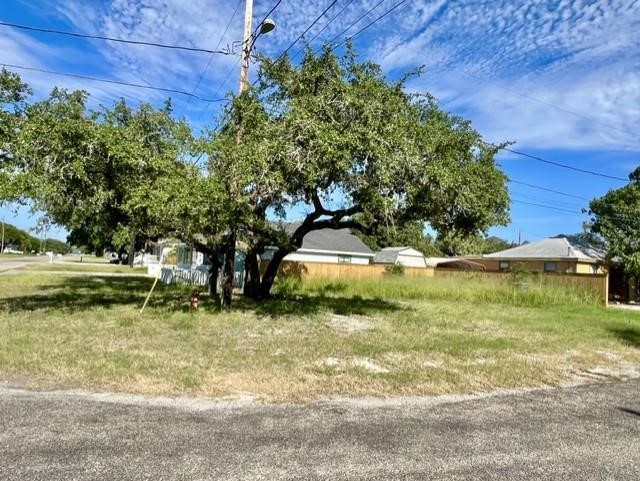 618 N Moline Street Rockport TX 78382