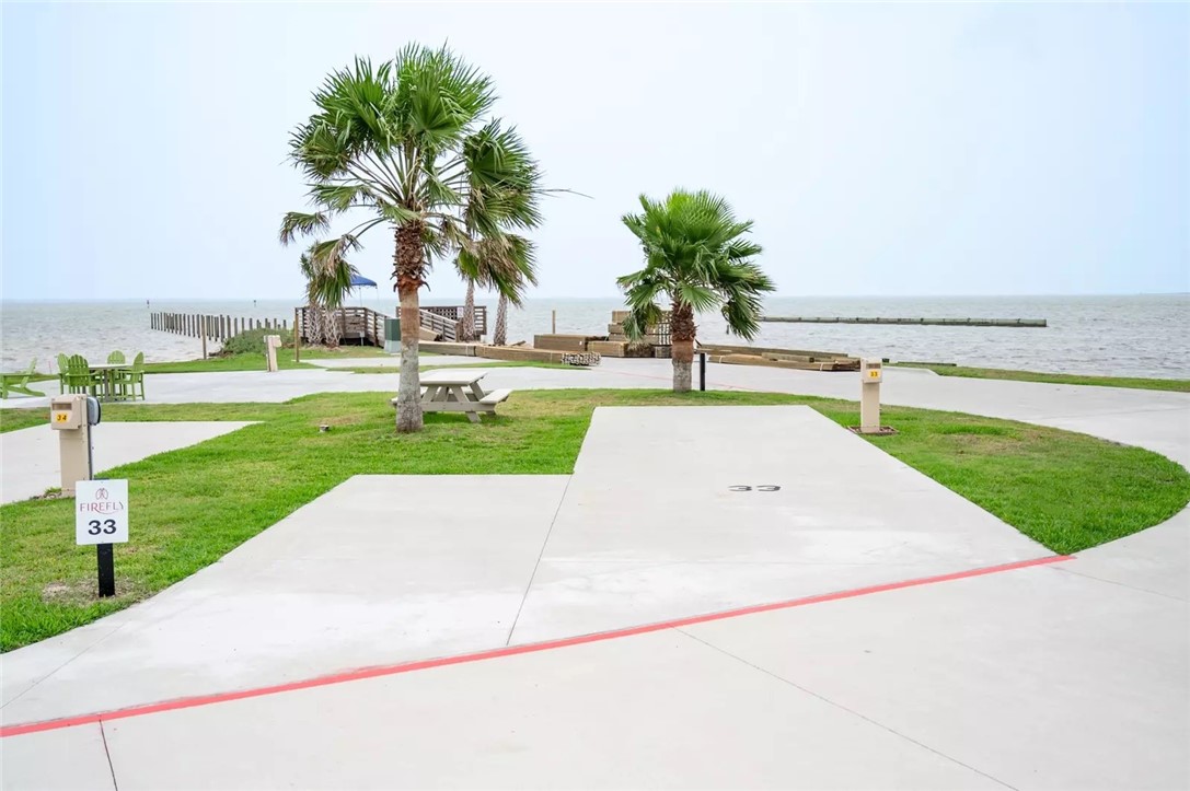 101 Caribbean Drive 33 Corpus Christi TX 78418