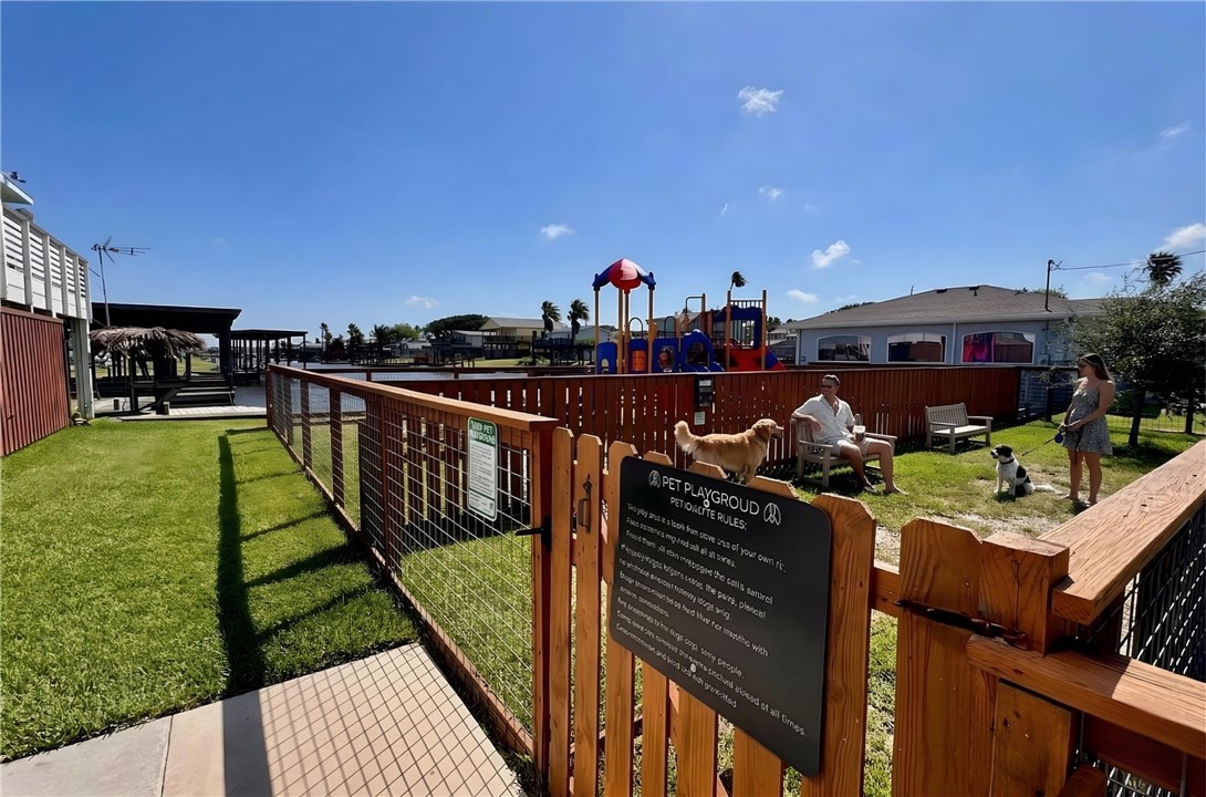 101 Caribbean Drive 33 Corpus Christi TX 78418