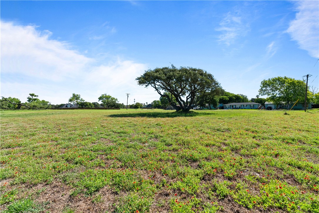 1215 Lady Claire Street Rockport TX 78382