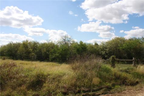 3 Cr 1144 3 Sinton TX 78387