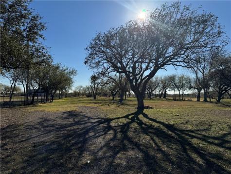 6323 County Road 1612 Portland TX 78374