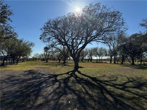 6323 County Road 1612 Portland TX 78374