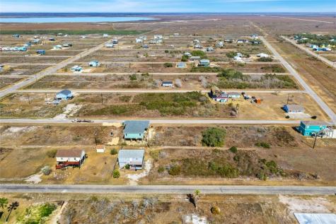 115 W Shady Oak Lane Rockport TX 78382
