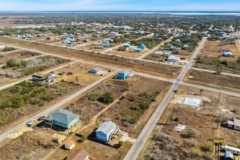 115 W Shady Oak Lane Rockport TX 78382