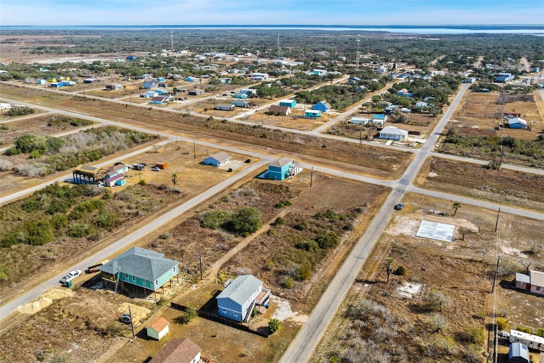 115 W Shady Oak Lane Rockport TX 78382