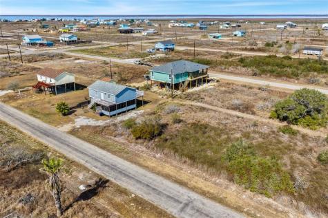 115 W Shady Oak Lane Rockport TX 78382