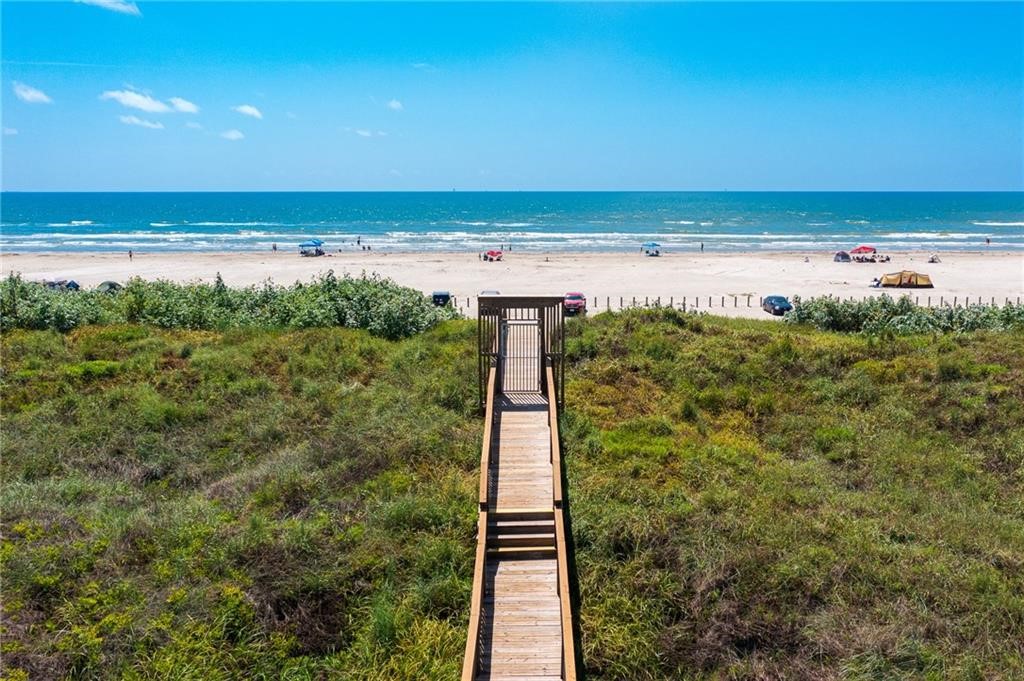 841 Oceanside Drive Port Aransas TX 78373