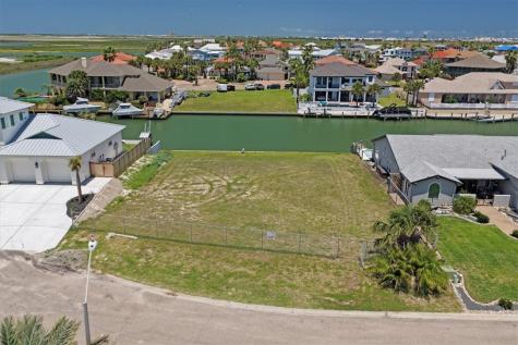 506 Mustang Boulevard Port Aransas TX 78373
