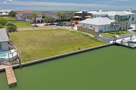 506 Mustang Boulevard Port Aransas TX 78373