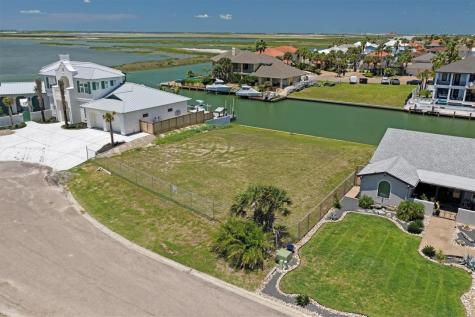 506 Mustang Boulevard Port Aransas TX 78373