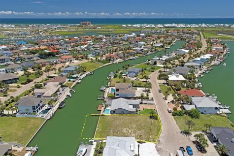 506 Mustang Boulevard Port Aransas TX 78373